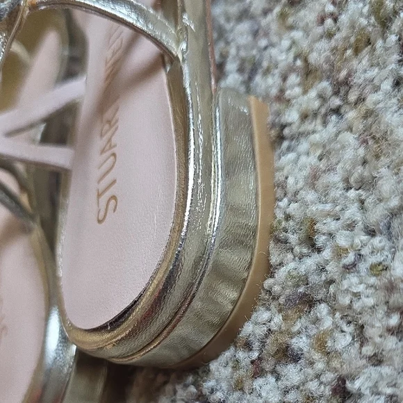 Stuart Weitzman Gold Thong Sandals with Metallic Finish - Picture 12 of 13